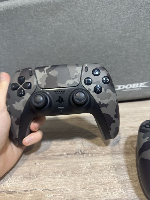 Play station 5 slim 1tb