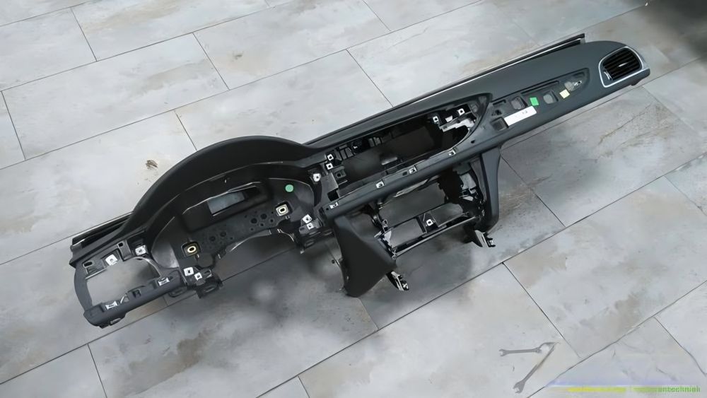 Plansa bord audi a6 c7 originala