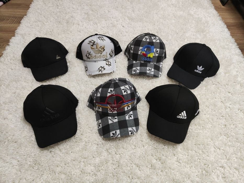 Șapcă Tommy Șapcă Hugo Boss Șapcă Guess Șapcă Adidas