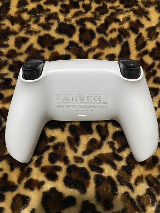 Оригинальный DualSense для PlayStation 5