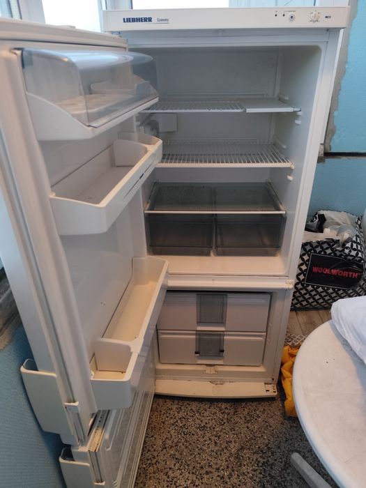 Хладилник с фризер