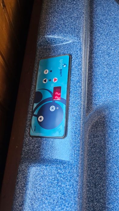 Vănd jacuzzi  in stare bună