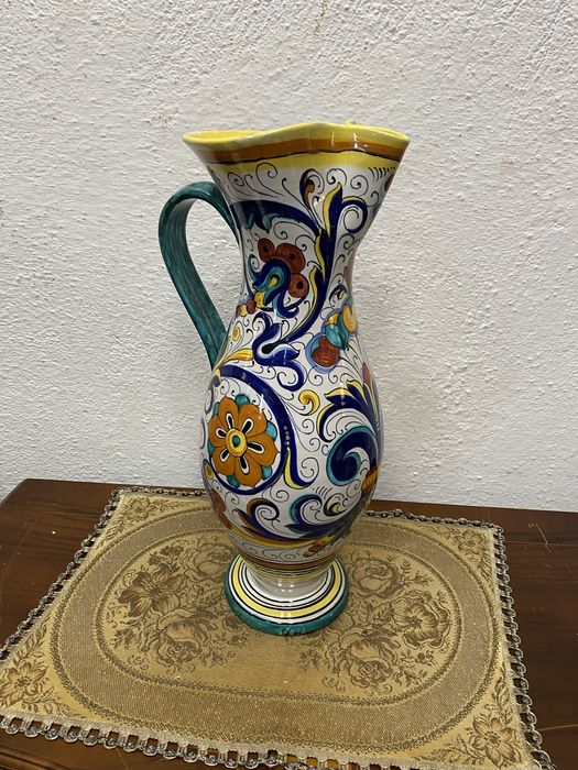 Голяма италианска порцеланова ваза