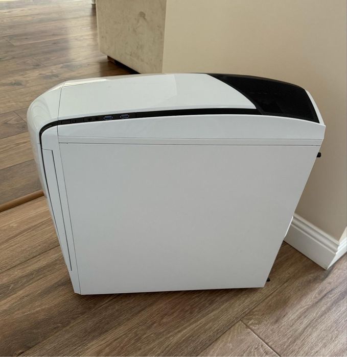 Desktop gaming Phantom 240