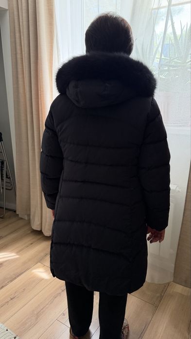 Зимний пуховик женский