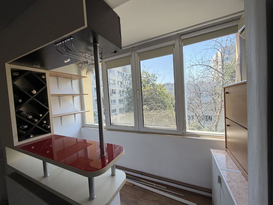 Apartament 3 camere, sector 6