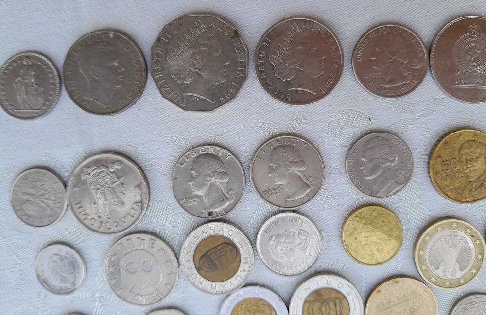 Monede vechi colecție