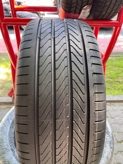 Continental EV 245/45R20