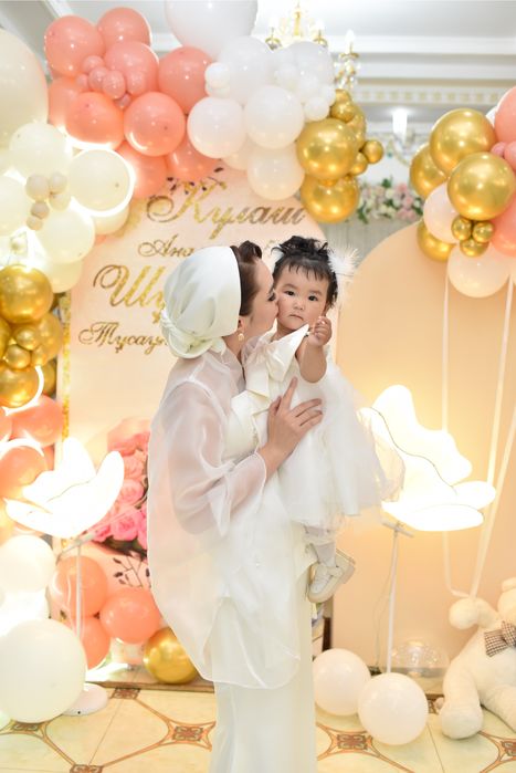 Платье белое дизайнерское