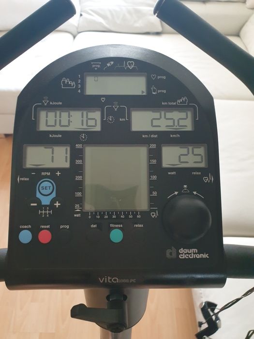 Bicicleta fitness profesionala de lux daum ergometrica conectare ps