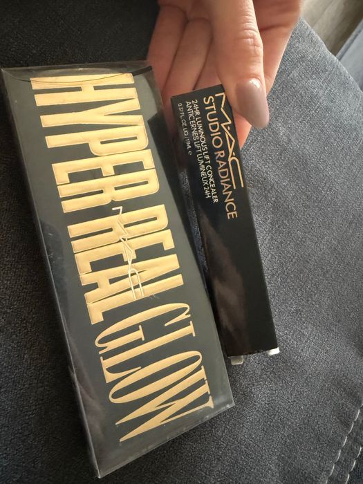 Козметика на MAC