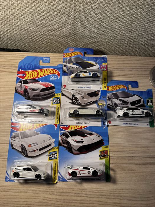 Hot wheels машинки продажа/обмен !ОПИСАНИЕ!