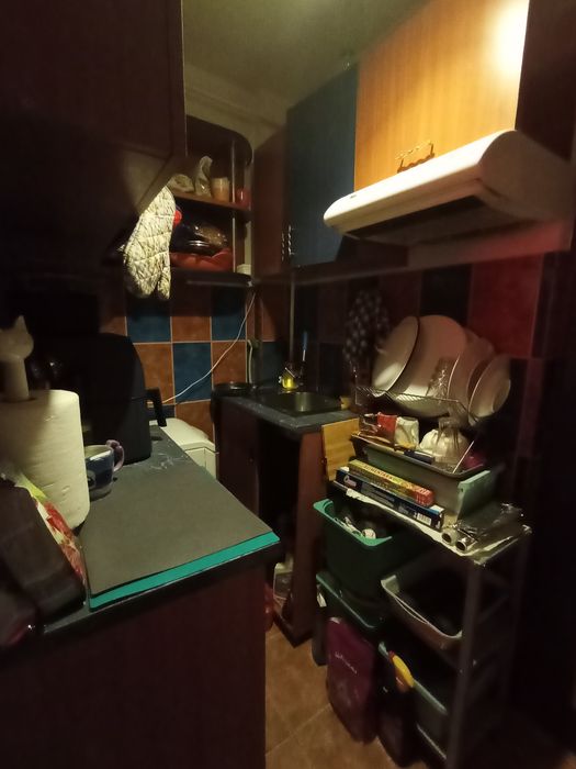 Vând garsonieră în zona liniștită