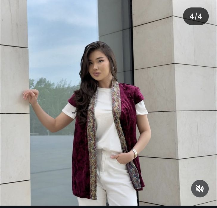 Жилеты жен и муж на 343квартал