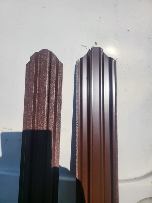Vând șipcă metalică de gard, gri mat, maro mat și lucios
