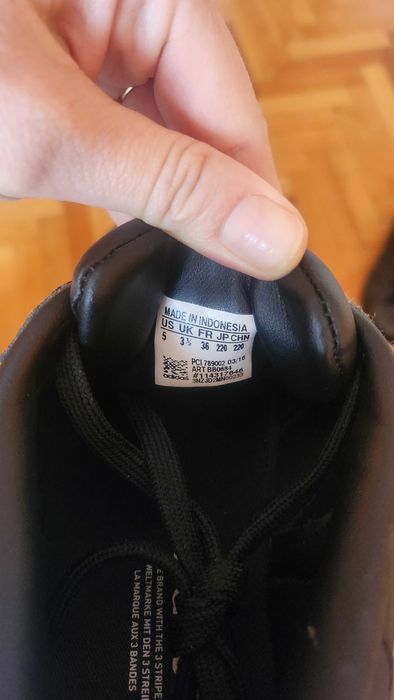 Кецове на adidas superstar