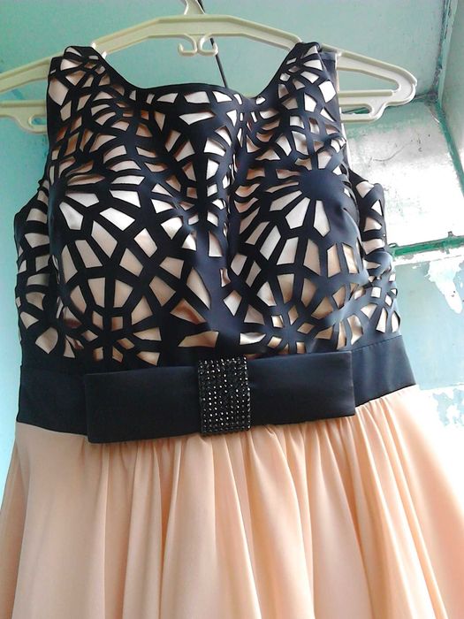 rochie dantela si tul + rochie culoarea piersicii
