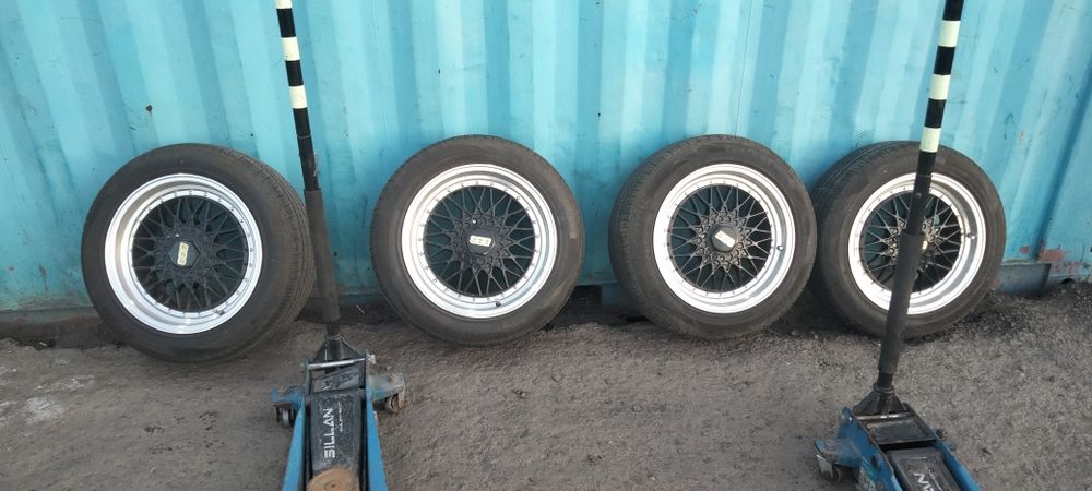 Продам диск с покрышкой