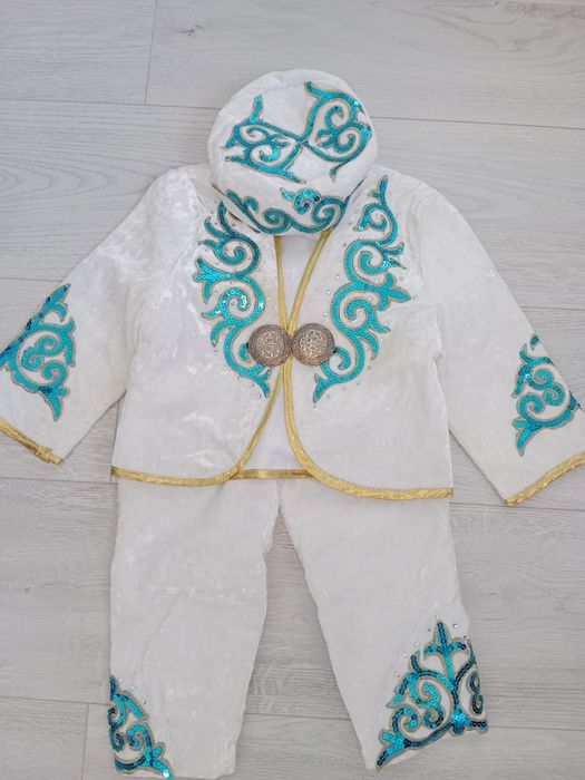 Нацкостюмы малышам