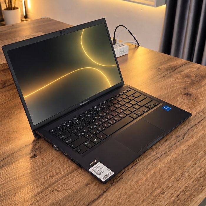 Ноутбук для учебы и работы Asus ExpertBook