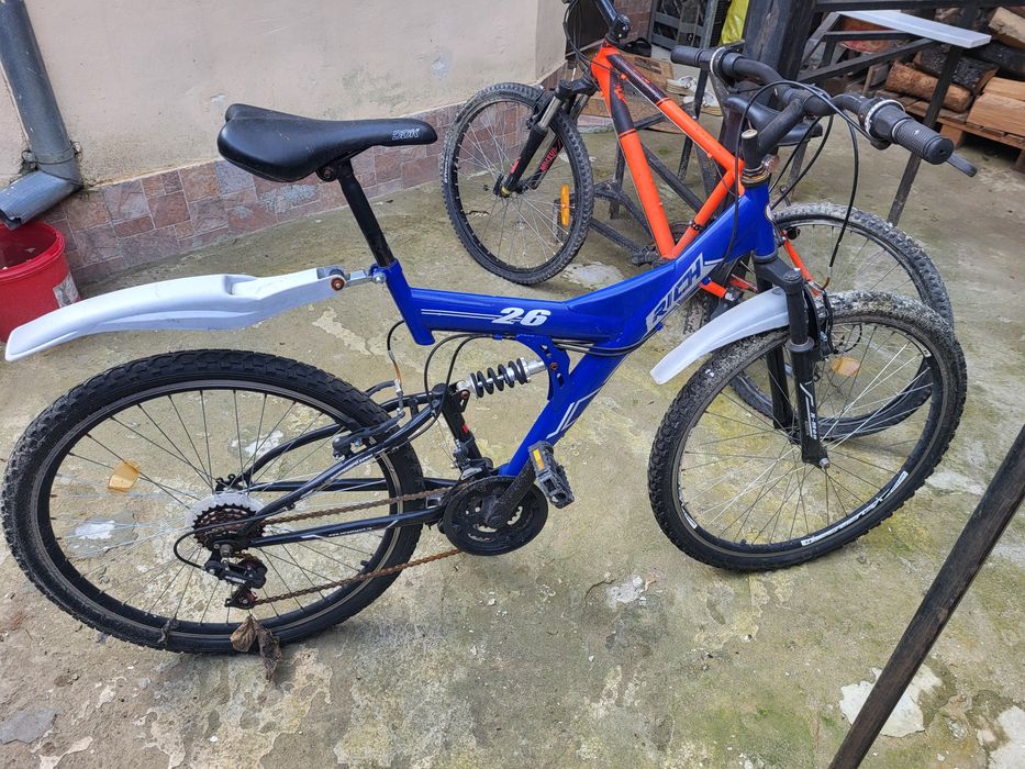 Vând bicicleta nefolosita