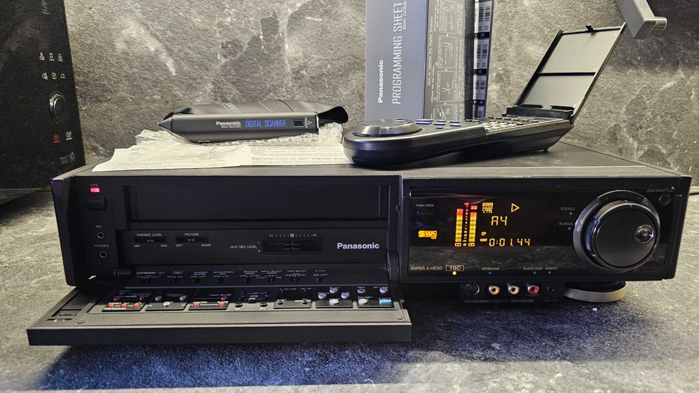 Panasonic NV-FS200 S-VHS