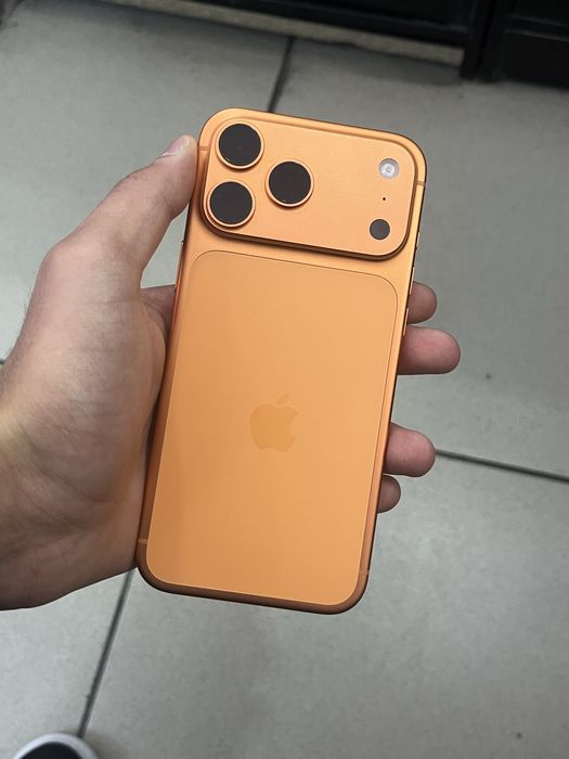 Продам Iphone 17 Pro Max 256gb E-sim