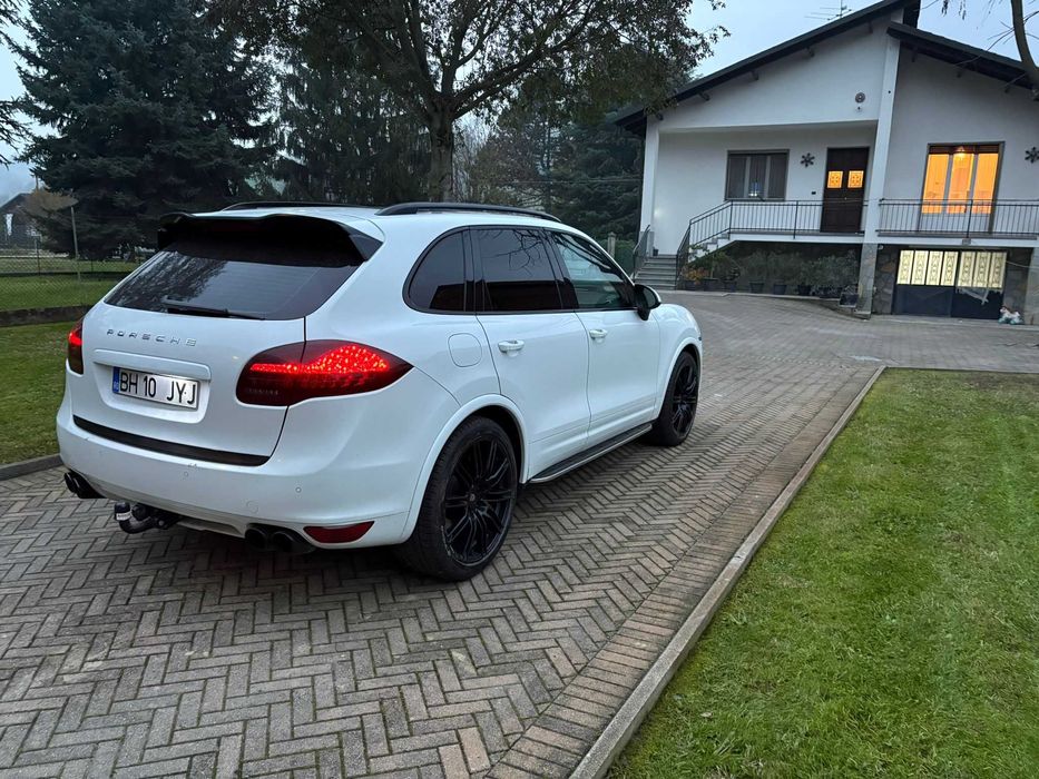 Porsche  Cayenne  2014