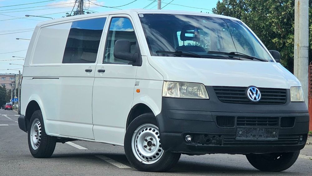 Vw  T5  an  2006.  4×4