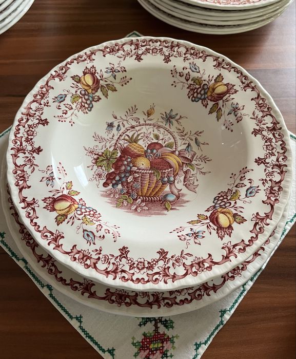 Английски порцеланови чинии