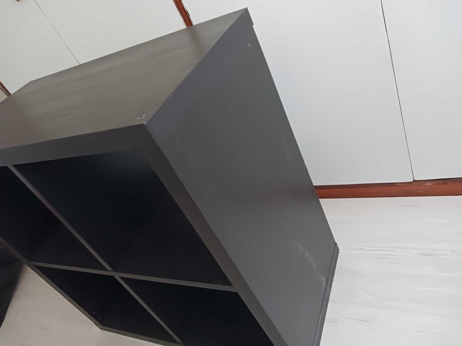 Продавам две шкафчета, ефирни