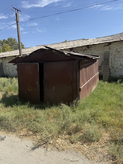 Garaj sotiladi 10 mlnsum kelishadigan joyi bor