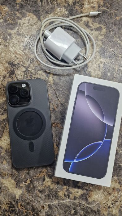 Продам iPhone 16pro 256