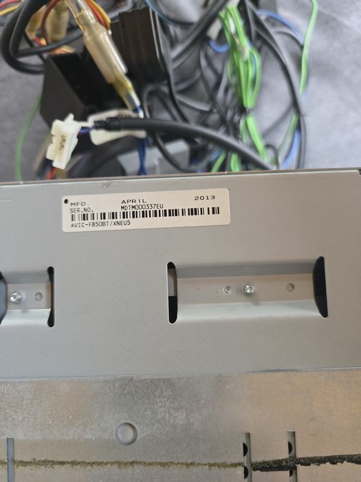 мултимедийна навигационна система Pioneer AVIC-F850BT