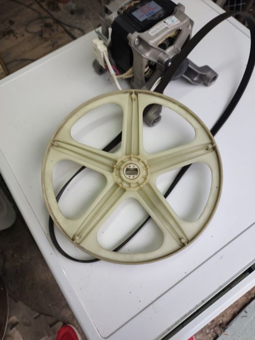 Пералня Аристон хотпоинт Ariston Hotpoint за части