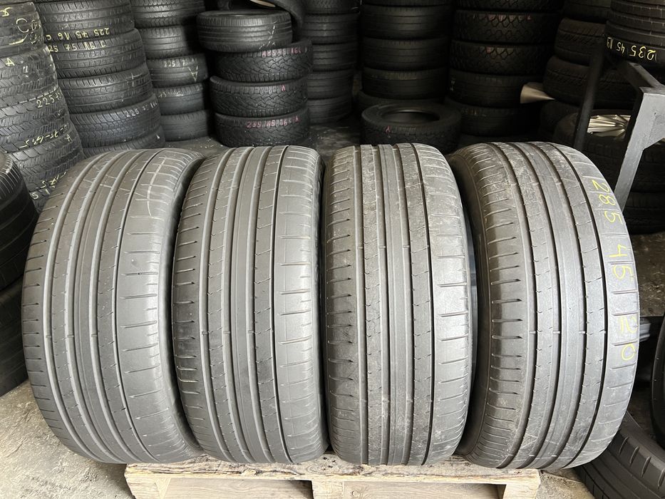 4 anvelope vara 285/45/20 , Pirelli !