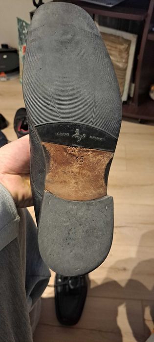 Продавам обувки в много добро състояние