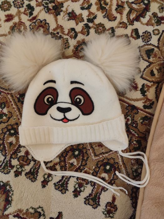 Продам детские ботинки