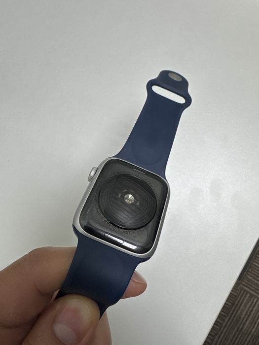 Apple Watch SE оригинал 44 mm