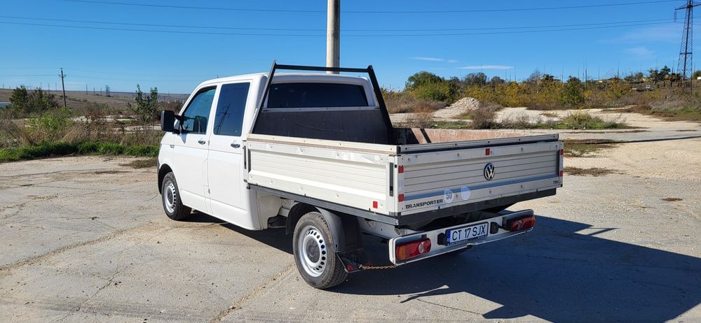 Volkswagen Transporter T6 2018 6locuri  DOKA