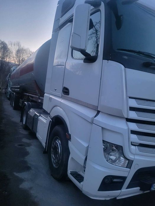 Schimb/vand cap tractor mercedes e5 2011