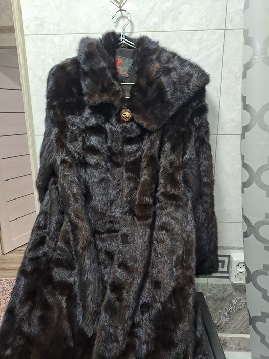 Красивая норковая Шуба