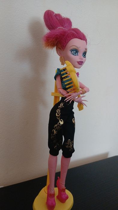 Păpușă Monster High