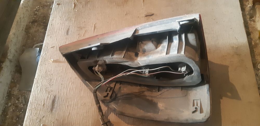 Продом задный фар