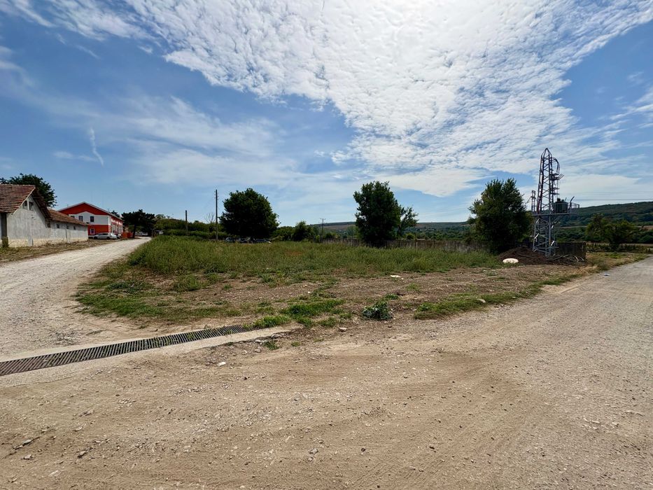 Продава се Парцел в Разград, Лудогорие - 1795 кв.м за 71 €/кв.м - Снимка #1