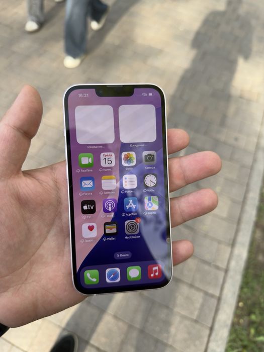 Продам Айфон 13 без ремонта