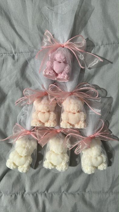 Ръчно изработени соеви свещи – подарък, декорация, ароматни модели