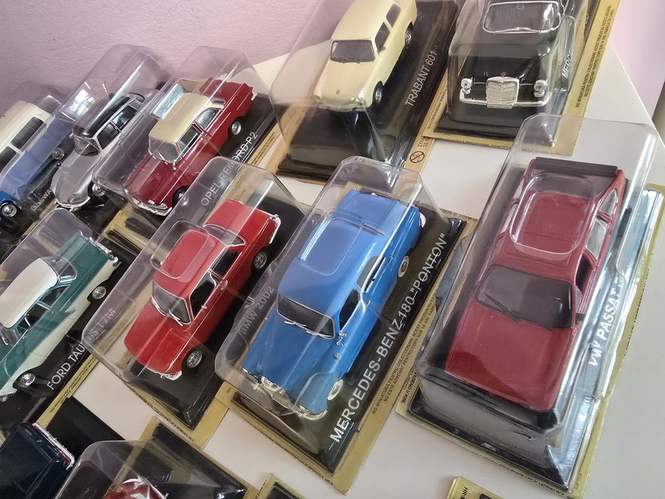 Machete Mașini de legenda 1/43