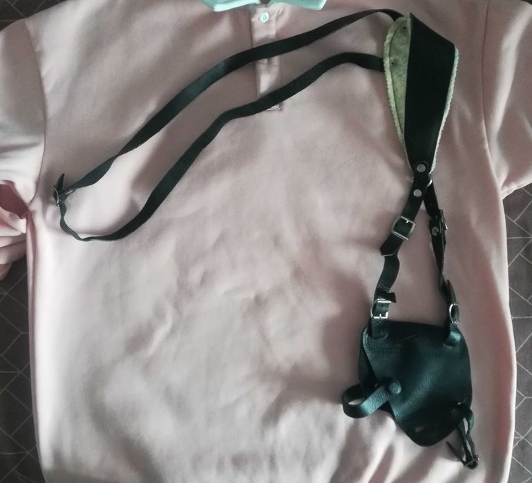 НОВ кобур за рамо с противоплъзгаща подплата