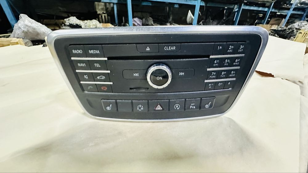 W246 B200 x156 GLA200 w176 A200 C117 CLA200 штатный головной устройств